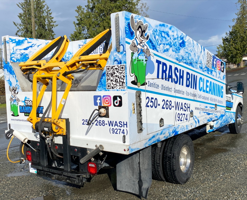 Trash Bandicoot Bin Cleaning Truck